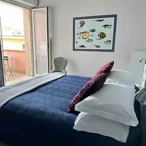 Hotel Mambo, Laigueglia